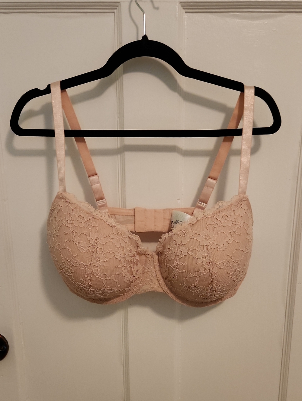 H&M Lace Underwire Bra in Blush Pink